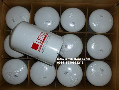 China diesel engine parts fuel 61000070005 oil filter 61000070005 for Chinese Truck