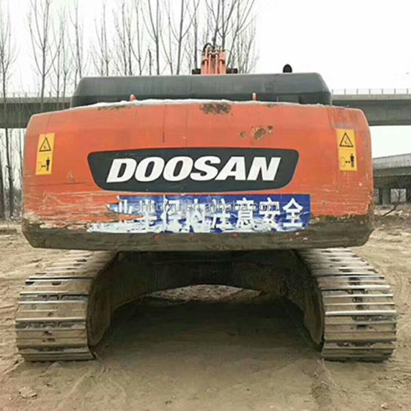 Excavateur d'occasion de 25 tonnes Doosan dx225 à vendre Excavateur d'occasion de 25 tonnes Doosan 225 à vendre