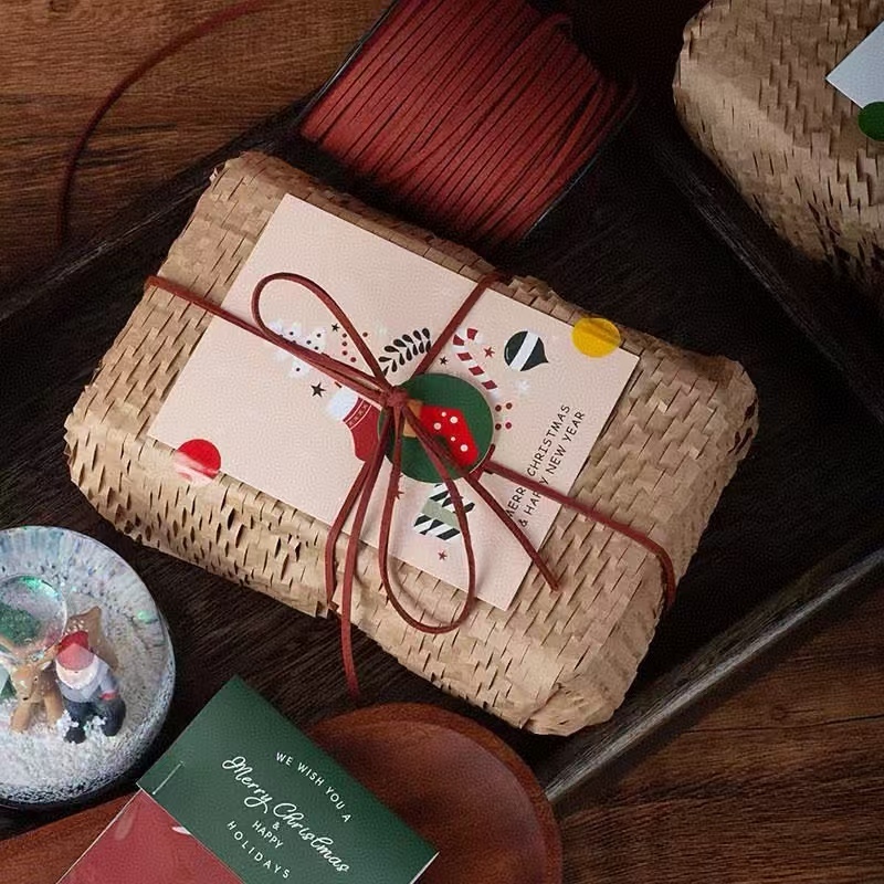 Natural Kraft Honeycomb Paper for Christmas Gift Wrapping – Expandable Decorative Wrap for Holiday Gifts