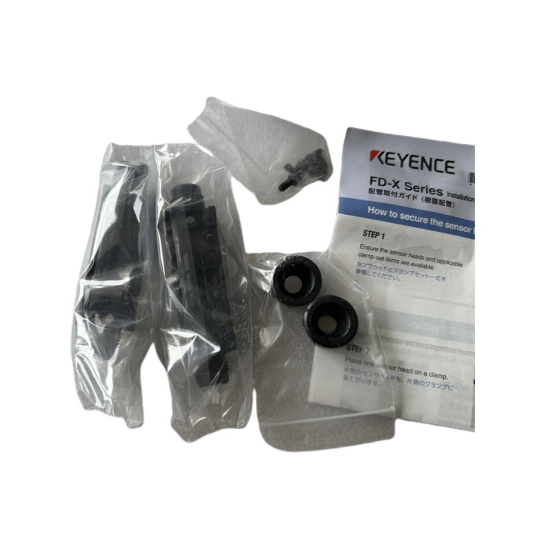KEYENCE FD-XC8R1 Flow Sensor Clamp Assembly Resin Pipe Used ontrol of Cleaning