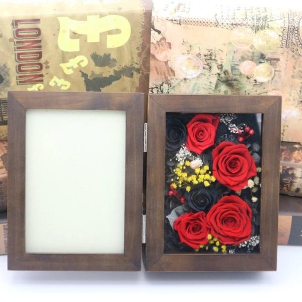 Luxury Gift Walnut Wood Photo Frame Preserved Flower Photo Frame For Lover Home Decoration