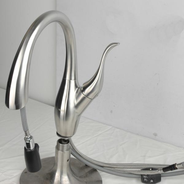 Modern pull out kitchen mixer swan kitchen faucet