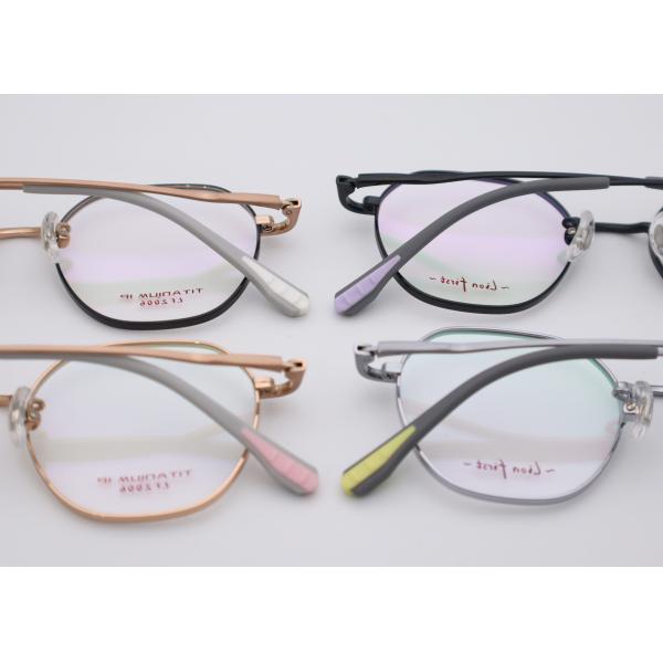Alta dureza Full Rim de los niños Bate Titanio gafas ópticas LF 2006