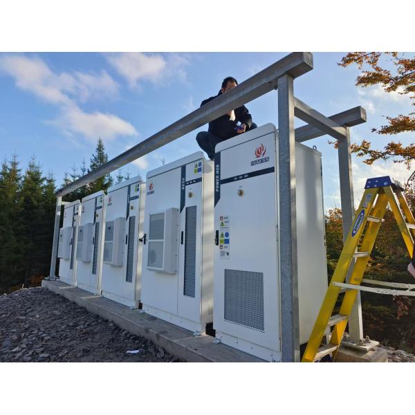 100KWH 150KWH 200KWH LiFePO4 Lithium battery storage system ESS Cabinet 50KW 100KW PCS Hybrid Inverter All in One