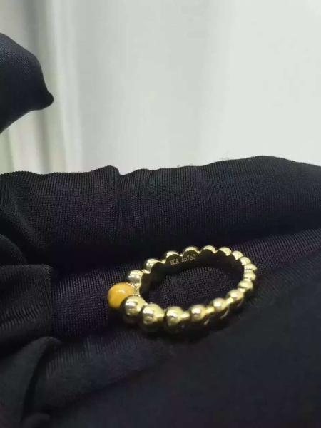 Perlée Variation Ring18K Yellow Gold Ring with Tiger's Eye Stone