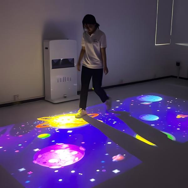 ノーザンライツ モバイル オールインワン インタラクティブプロジェクションシステム