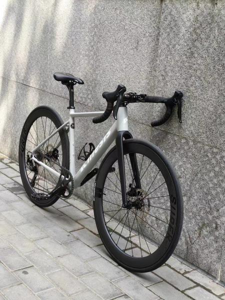 Aluminum Alloy Road Bicycle Frame Flat Mount Disc Road Bike Bike Frame Internal Cable Routing
