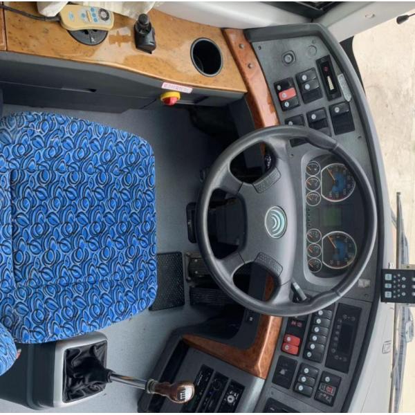 270хп туристический автобус 45 евро ИИИ дизельный Ютонг подержанный усаживает 2013 года