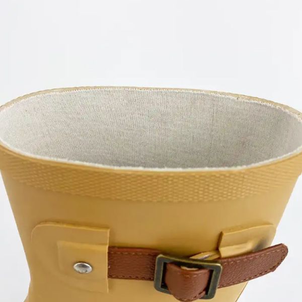 Wellington Style Waterproof Rain Boots Cutsom Color Half Tube Rubber