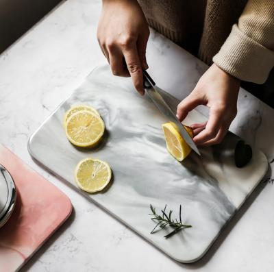 a placa de desbastamento FDA da cozinha do mármore 1360g aprovou para a multi aplicação