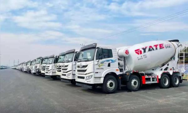 Mixer Truck Sinotruk Heavy Duty HOWO 12m3 6X4 Construção Coment Concreto
