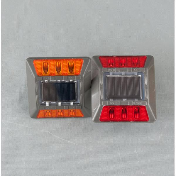 Waterproof IP>67 Aluminum 6 LED Solar Stud Lamp with 30 Tons Compression Resistance and 800m View Distance