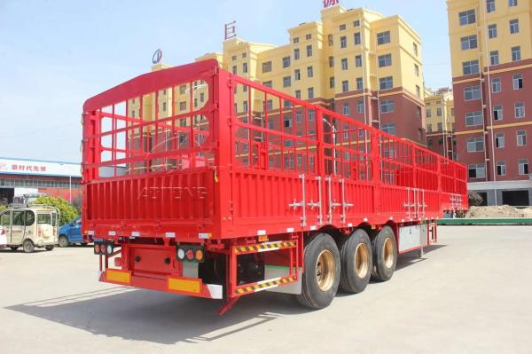 Semi Trailer Cargo Carrier Livestock Transport Fence Trailer with Dual Line Braking System