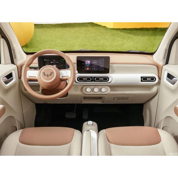 Energy Vehicle 2024 Wuling Hongguang MINI Macaroon 170km Ride-On EV Passenger Car