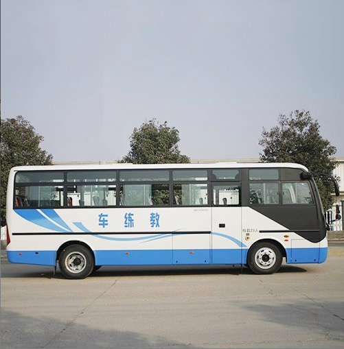 4700mm Wheelbase CNG Bus for Public Transport 19-40 Seats 9500X2480X3160 Dimensions