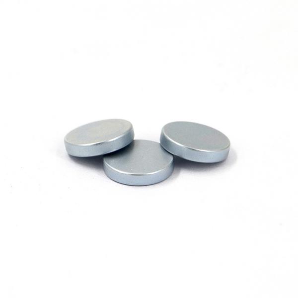 Abrasion Resistance Round Neodymium Magnets N52 Flat Disc Magnets Customized