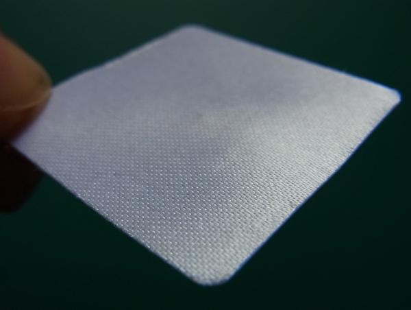 Long Distance Customized Clothing UHF Labels 512 Bits Memory for garments