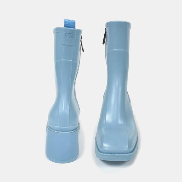 Anti Skid Reinforced Seamless Molded Mid Calf Rain Boots For Lady