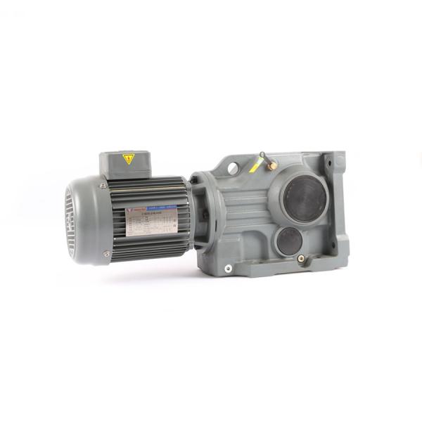 Flange Mounted M6 Helical Bevel Gear Motor For Lifting Machinery