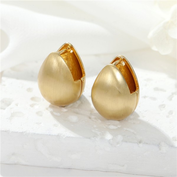 Korean Style Fashion Design Brushed Effect Hoop Earrings High Quality Gold Silver Plating for Women