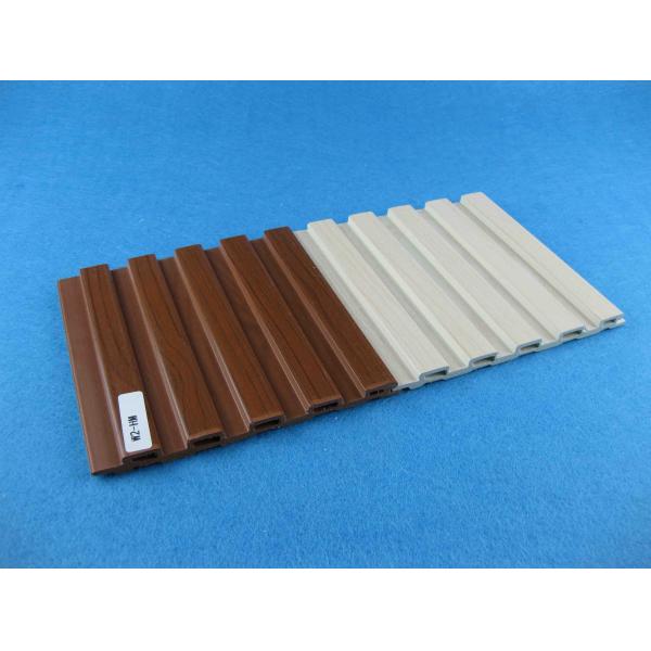 PVC Slatwall клееной древесины обшивает панелями для украшения выставочного зала
