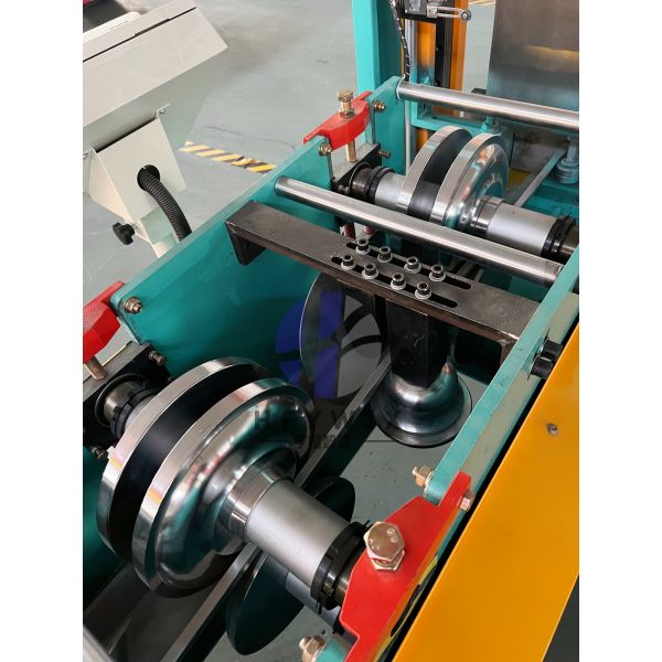 PLC Control Hydraulic Pressure Rainwater Downpipe Forming Machine with 16 Forming Stations