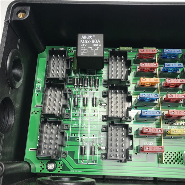 Коробка реле взрывателя экскаватора VOE14683137 Volvo для EC210 EC360 EC480