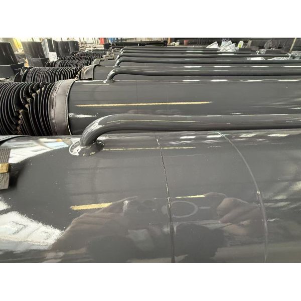 High Tonnage Hydraulic Luffing Cylinder With Hard Chrome Plated Steel Protective Cover