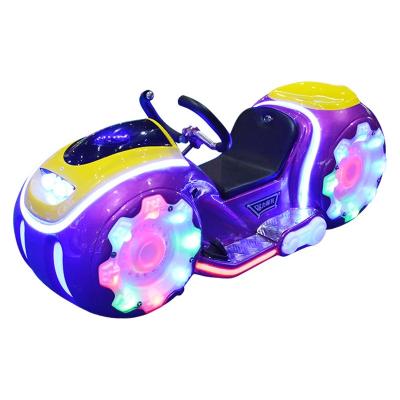 O passeio do Kiddie da fibra de vidro faz à máquina o centro indo da plaza do carro da bateria