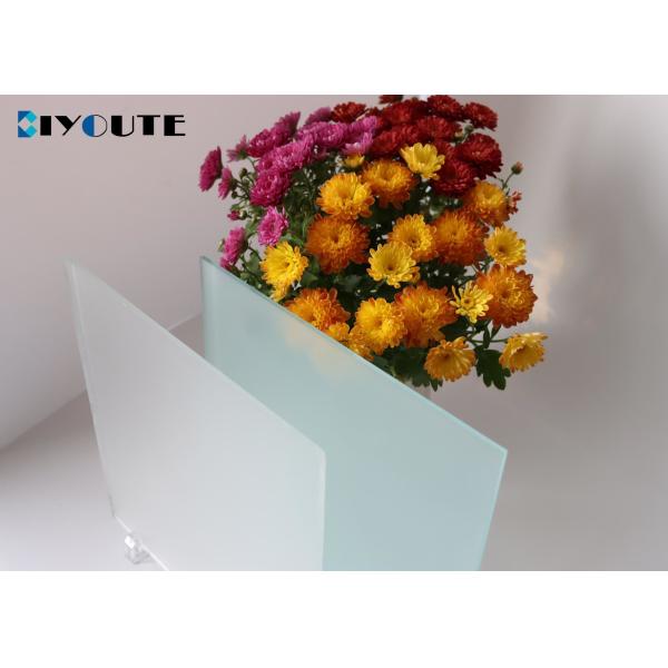 Low-Iron Satin Acid Etched Glass For Architecture