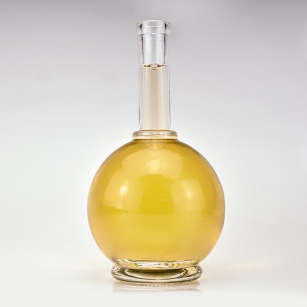 OEM/ODM Acceptable 500ml Glass Foreign Wine Bottle for Creative Personality Fruit Wine