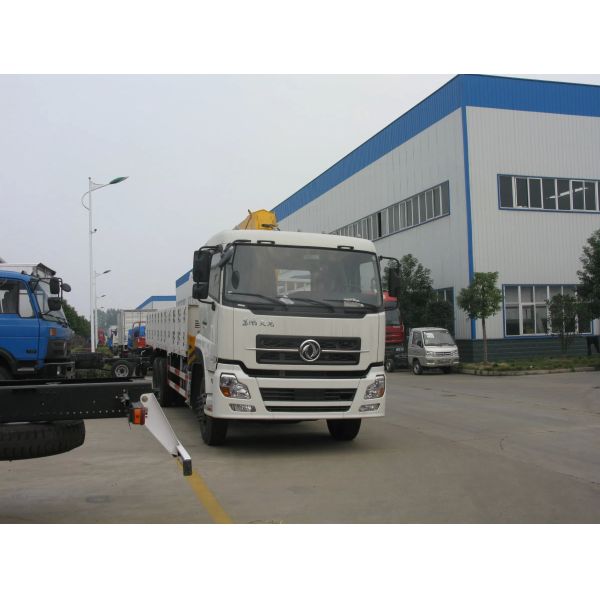 Dongfeng Heavy Duty 10 Wheels Truck Mounted Hydraulic Crane 6*4