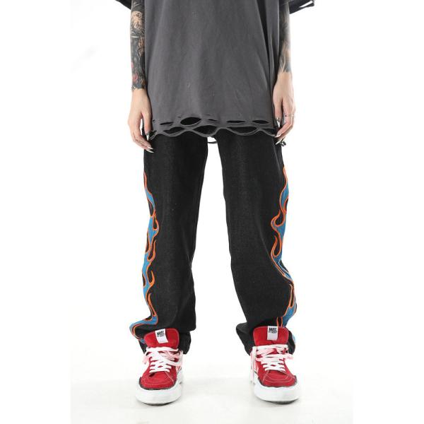 OEM Плам-вышил ярлыку фабрики MOQ 100pcs одеяния джинсовой ткани джинсов изготовленному на заказ