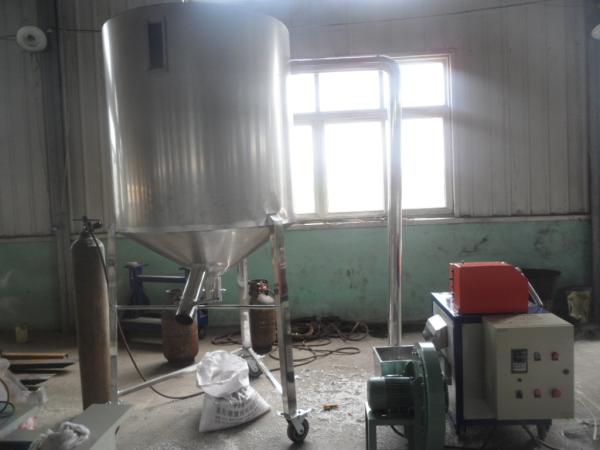 Os flocos reciclaram a garrafa plástica da fase da máquina dois da extrusão do grânulo