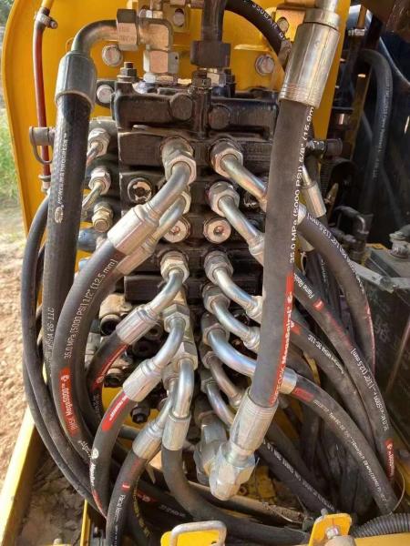 Excavadora de gama média XCMG a um preço competitivo, ótimo funcionamento