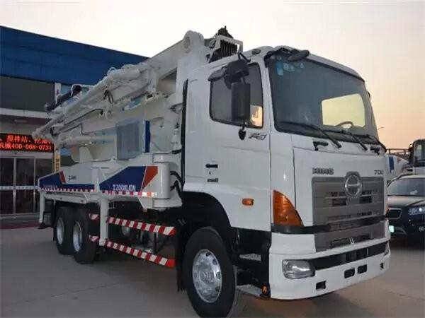 ZLJ5300THB125-40 Used Concrete Boom Pump Perfect for Your Construction Projects