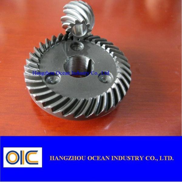 Outside Diameter 4 Inches Helical Bevel Gear Motor Incorporating Pitch Diameter 3 Inches Solution for Power Transmission