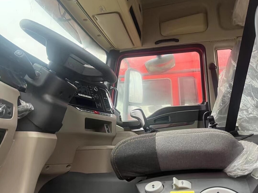 Шакман грузовик тракторная головка M3000 6*4 Вэйчай 430hp 2021 год Одно и половина кабины
