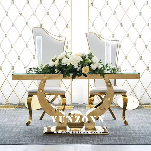 Couple Gold Stainless Steel Wedding Table for Bride and Groom Farmhouse Design Style for Hall or Apartment