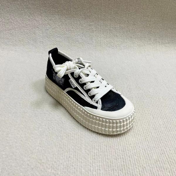 Women lace canvas shoes with thick sole and hollow breathable fisherman