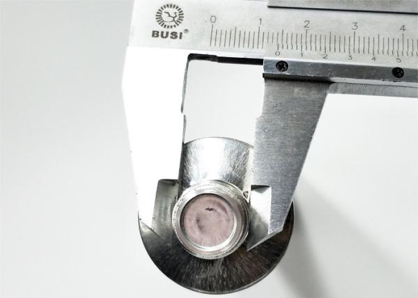 D32MM Thread Hair Color Tube Customized Color With Cylindrical Puncture Cap