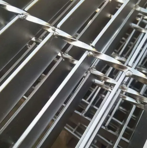 Heavy Duty Carbon Steel Q235 Stainless Steel 304/316 Press-locked Steel Grating for Trench Cover