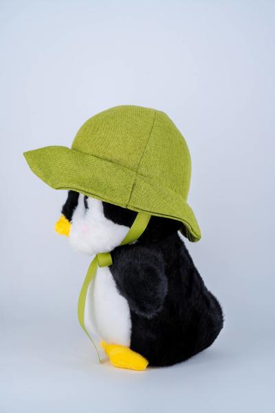 Jouets de poupée en peluche de pingouin de couleur personnalisée écologique avec chapeaux interchangeables