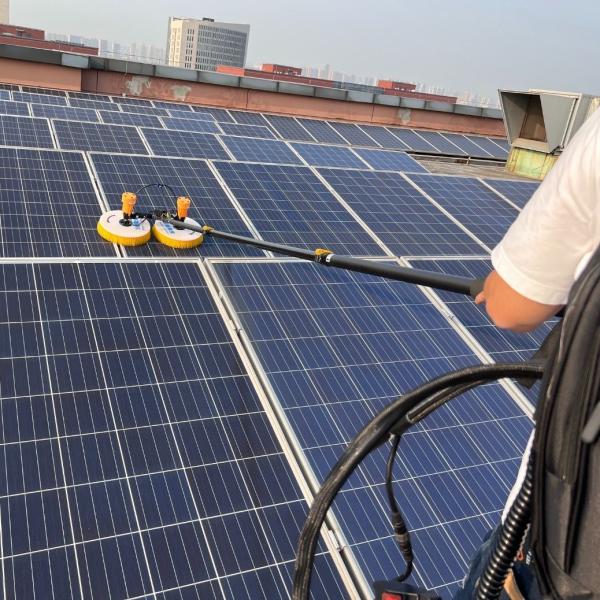 Water Supply Handle Dry and Wet Washing Option for Solar Panel Cleaning Brush