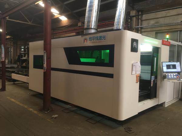 1500W 4000W CNC Fiber Laser Cutting Machine IPG MAX 3015 Exchange Table With Cover