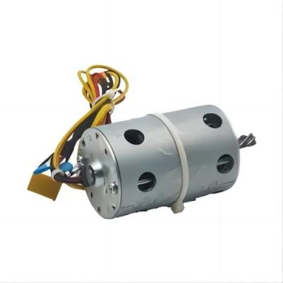 Moteur électrique de la puissance 300-1200W de la tension 100-240V de moteur de brosse de C.C utilisé pour le destructeur de papier