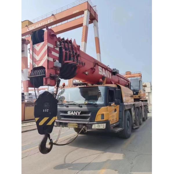 Максимальная подъемная высота 40 м Желтый 180-тонный грузовик для строительной т