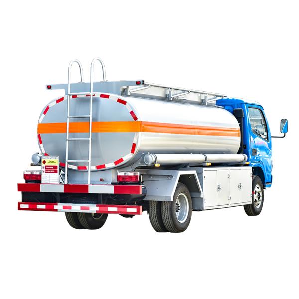 Durable Right Hand Drive 4X2 4-6L 5000KG Fuel Oil Tanker Truck Transport Vehicle Engine