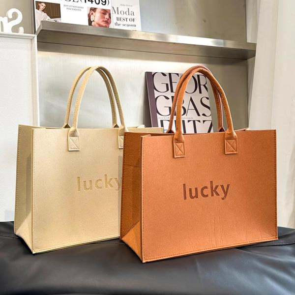 Custom Felt Tote Bag Large Capacity Portable Eco-Friendly Shopping Full Bag Gift Shopping Bag Custom Logo Large Capacity Storage Tote Bag Women Single Outdoor Shoulder Handbag Ladies Felt Shopping