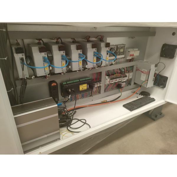 ZEUS 5 Axis 15kw Bridge Cutting Machine 220V/380V CNC 5+3 Axis Granite Use 3200mm Max Length 150mm Cutting Thickness